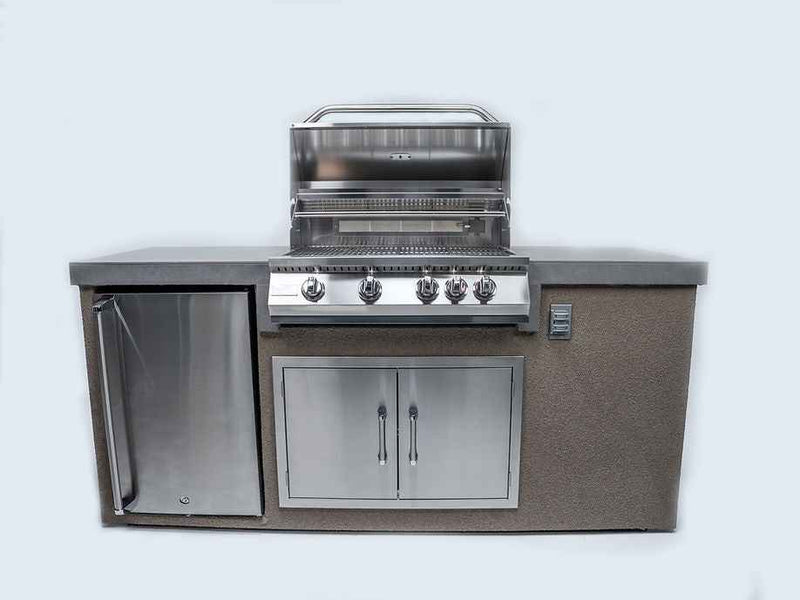 Outdoor Kitchen